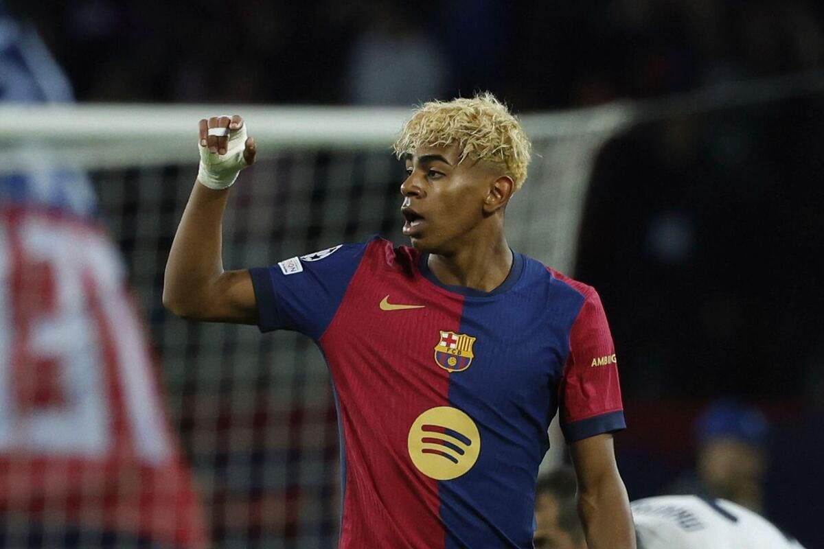 Barcelona-teinager Lamine Yamal toiminnassa Interiä vastaan